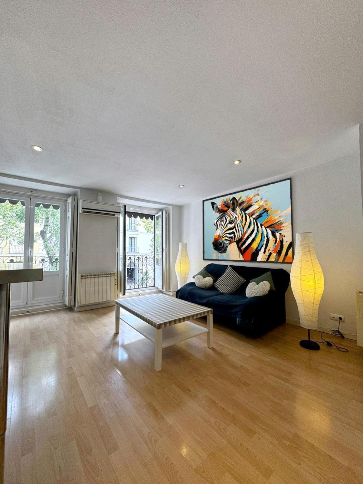 Prado Atocha Apartaments Мадрид Экстерьер фото