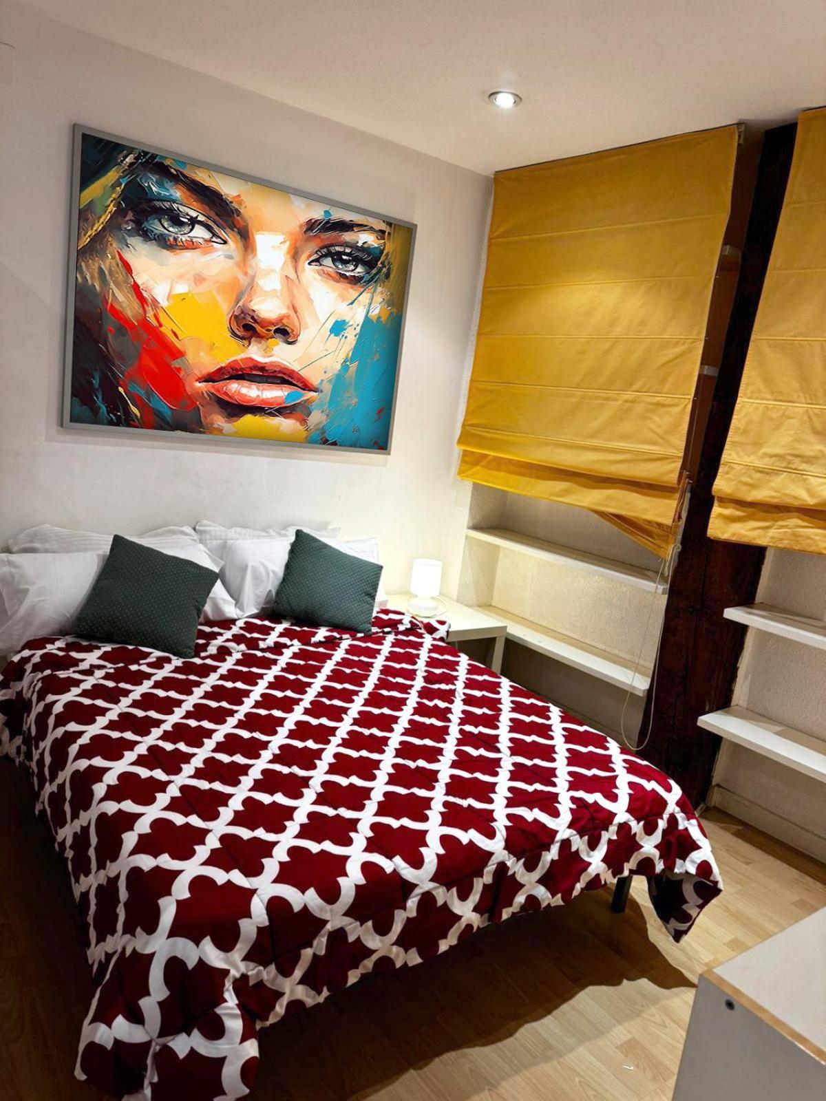 Prado Atocha Apartaments Мадрид Экстерьер фото